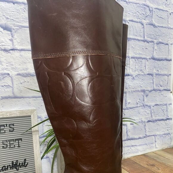 Coach Millie Boots Size 7.5  Signature C Logo Print - Picture 2 of 13